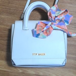 🌼 Steve Madden Purse w/ scarf